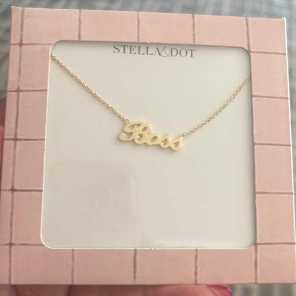 Stella & Dot Jewelry - Stella & Dot Boss Necklace Gold NWT